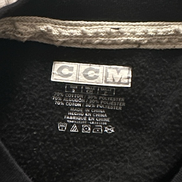 Hershey Bears sweater - Picture 2 of 3